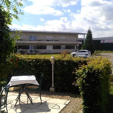 Aparthotel Les Logis D'espale 3*